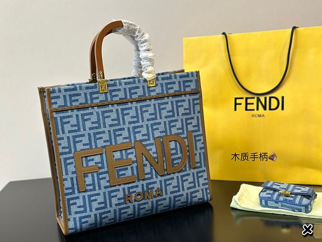 Fendi Sunshine Small Denim Blue Size 22x12x25CM - 1