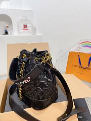 Louis Vuitton Bucket Black Bag Size 20 x 20 x 15 cm  - 3