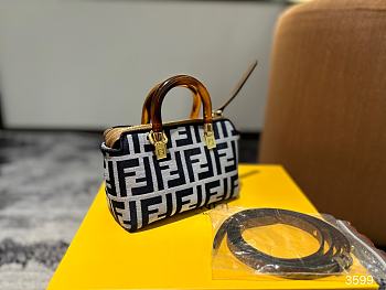 Sale Fendi Bag 10