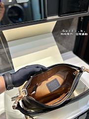 Gucci Half-Moon-Shaped Beige Size 22x5x12CM - 5