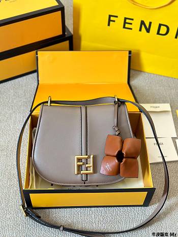 Sale Fendi Bag 38