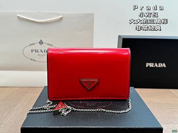 Prada Red Logo-Plaque Micro Leather 19x12x5cm