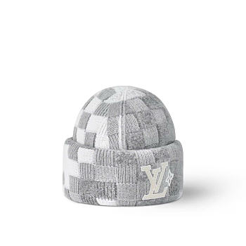 LV Crush Damoflage Pearls Beanie M7874A