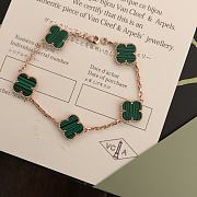 Van Cleef Vintage Alhambra Bracelet Rose Gold 5 Motifs Green - 1