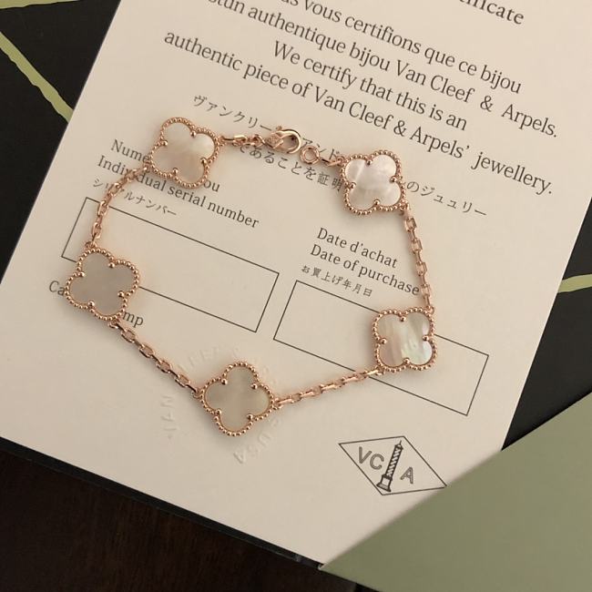 Van Cleef Vintage Alhambra Bracelet Rose Gold 5 Motifs White - 1