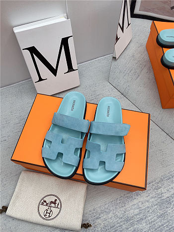 Hermes Chypre Sandal Lighting Blue