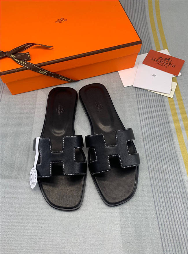 Hermes Oran Sandal Black Leather - 1