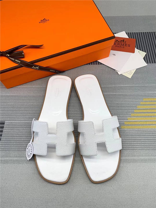 Hermes Oran Sandal White Calfskin - 1