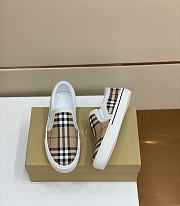 Burberry Sneaker 0599 - 5