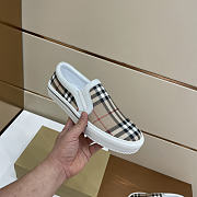 Burberry Sneaker 0599 - 3