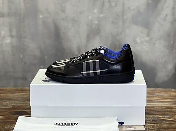 Burberry Sneaker Black No6