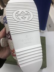 Gucci Slide Sandal with Straps Beige - 5