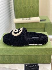 Gucci Slides Fur Black - 3
