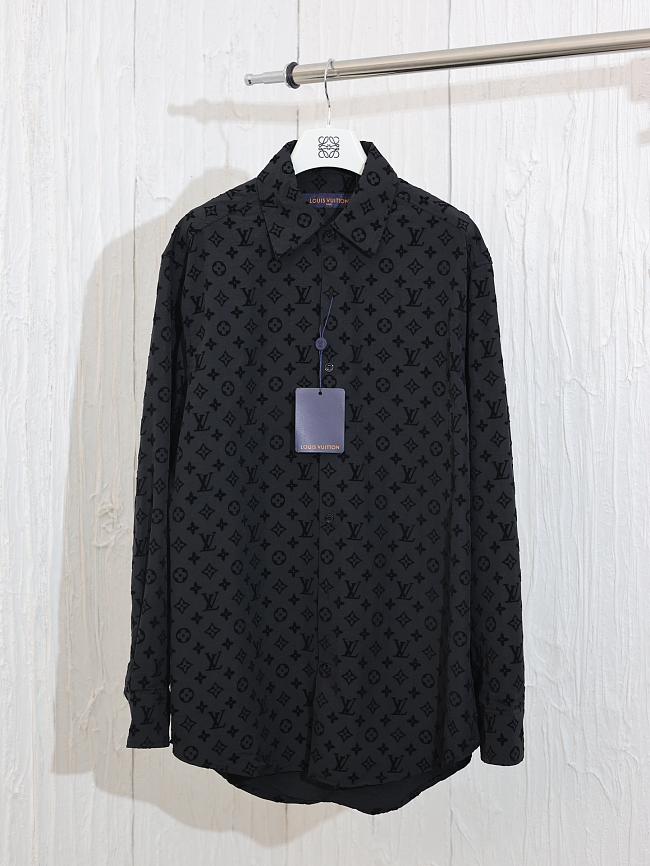 LV Shirt Black GT700250 - 1