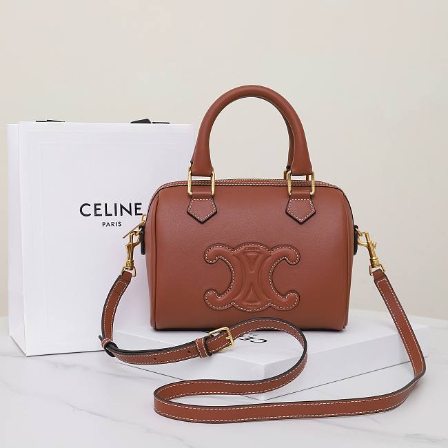 Celine Bag Brown 113773 Size 20x14x10.5cm - 1