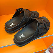 Louis Vuitton Slide Brown 02 - 6