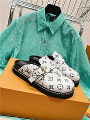 Louis Vuitton Flat Comfort Clog White - 3