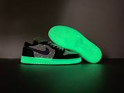 Air Jordan 1 Retro Low OG Black Raspberry HF0410-001 - 3