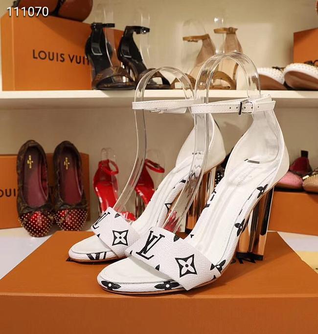 LV Pumps Sandals White 190428C - 1