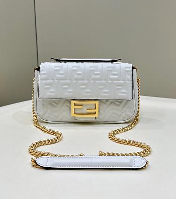 Fendi Baguette White 8533 Size 24×7×13cm