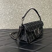 Valentino Garavani Black Bag Size 27x13x6cm - 2
