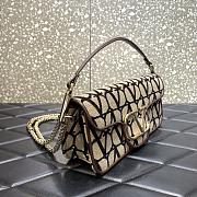 Valentino Garavani Cream Bag Size 27x13x6cm - 6