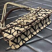 Valentino Garavani Cream Bag Size 27x13x6cm - 2