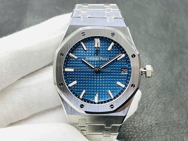 Audemars Piguet Royal Oak Blue Dial 41mm - 1