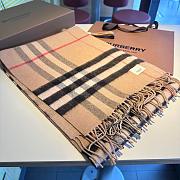 Burberry Scarf Unisex Beige 1134 Size 190x38cm - 3