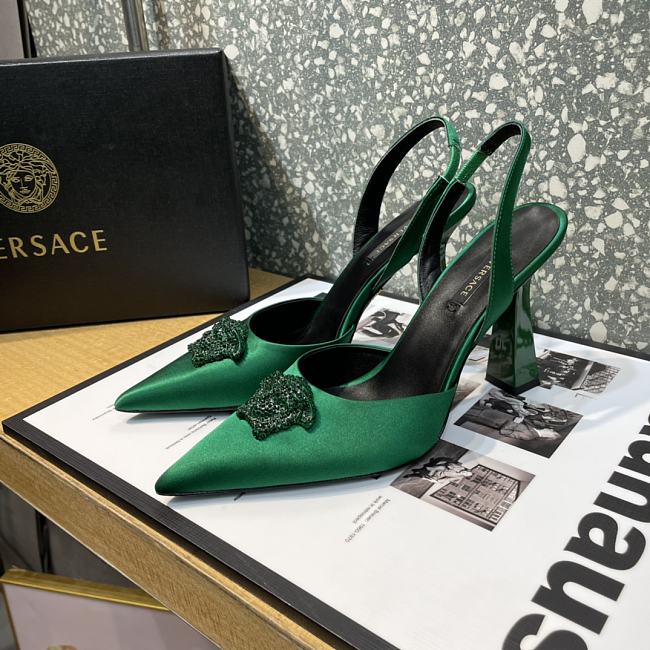 Versace La Medusa 12mm Slingback Pumps Green - 1