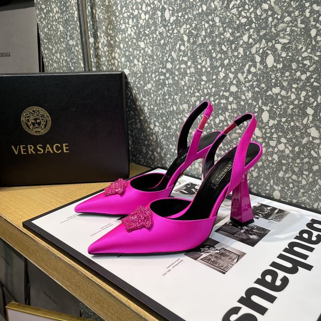 Versace La Medusa 12mm Slingback Pumps Pink - 1
