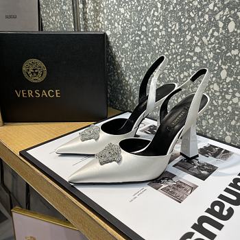 Versace La Medusa 12mm Slingback Pumps Silver