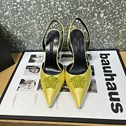 Versace La Medusa 12mm Slingback Pumps Yellow - 5