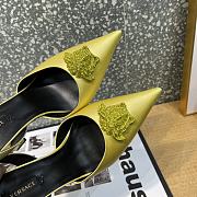 Versace La Medusa 12mm Slingback Pumps Yellow - 3