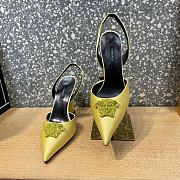 Versace La Medusa 12mm Slingback Pumps Yellow - 2