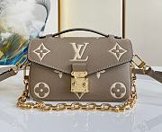 LV Pochette Metis M23081 Size 21×13×6CM - 1