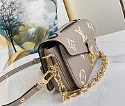 LV Pochette Metis M23081 Size 21×13×6CM - 3