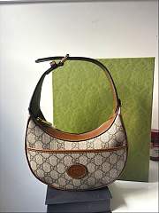 Gucci Half-Moon-Shaped Beige Size 22x5x12CM - 1