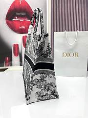 Dior Black and White Book Tote B930323 Size 42cm - 3