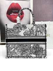 Dior Black and White Book Tote B930323 Size 42cm - 2