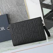 Dior Black Embossed Triangle Clutch B930268 Size 27x19x6cm - 5