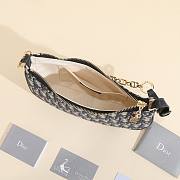 Dior Bran Lounge Handbag B930288 Size 26x15x5cm - 5
