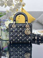 Dior Four-Square Star Pegs Black B930515 Size 20x16x8cm - 1