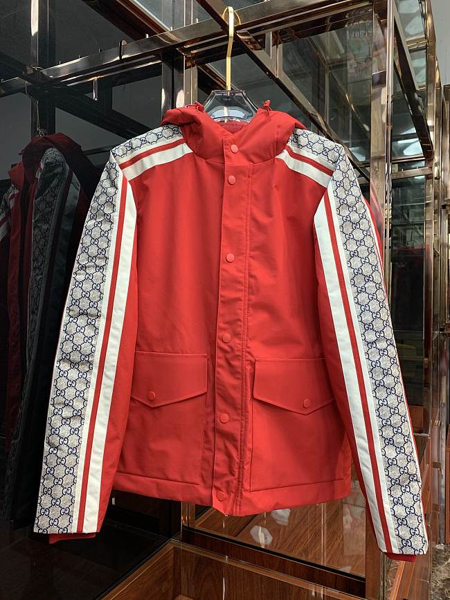 GUCCI DOWN JACKETS RED - 1