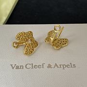 Van Cleef Two Butterfly Earrings Yellow Gold - 3
