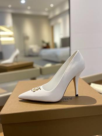 Burberry Womens Pumps White 10.5CM