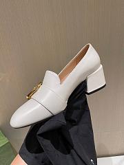 Gucci Blondie Mid-Heel Pumps White - 3