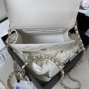 Chanel Handbag AP3237 White Size 15x6x10cm - 2
