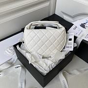 Chanel Handbag AP3467 White Size 16x16x5.5cm - 5