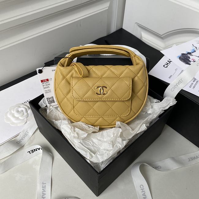 Chanel Handbag AP3467 Yellow Size 16x16x5.5cm - 1
